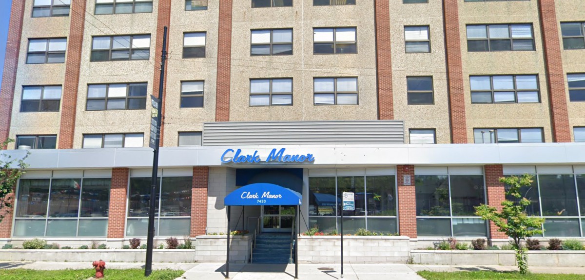 Clark Manor