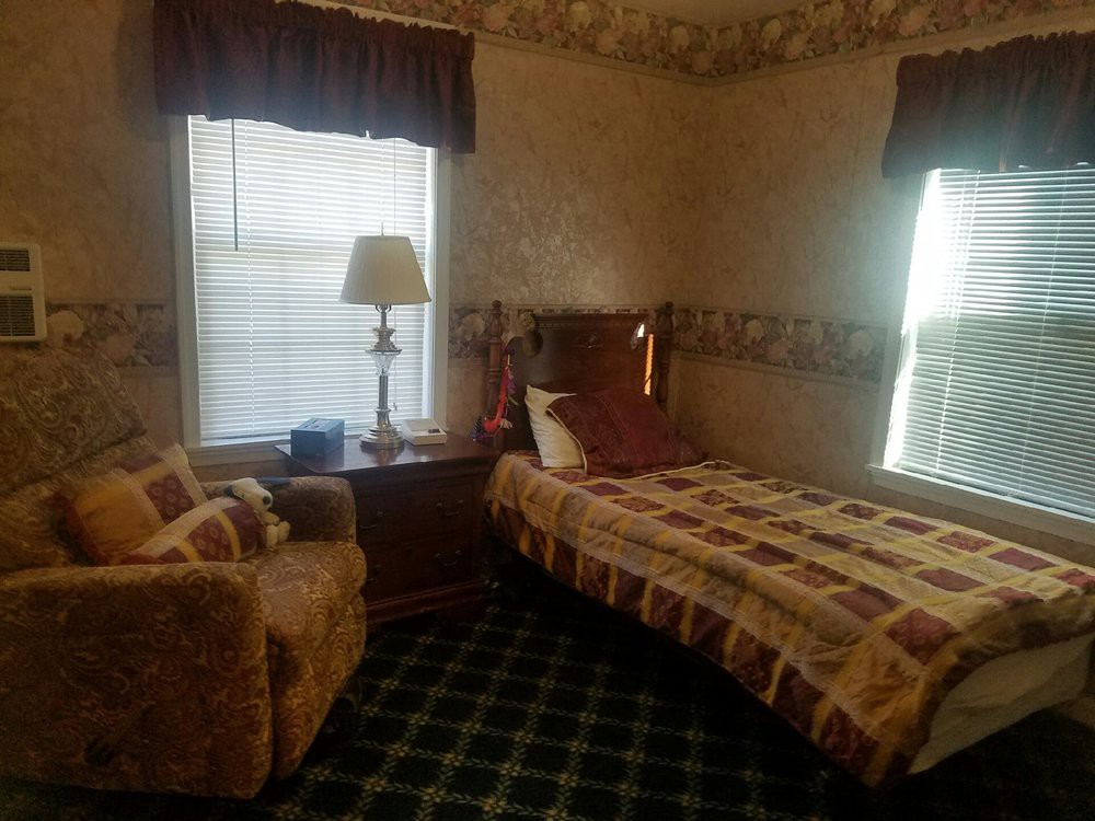 Kris-Leigh Assisted Living