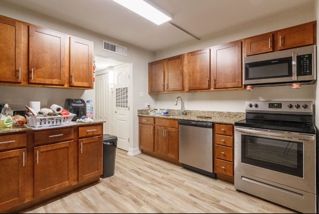 Tower Oaks Apartments