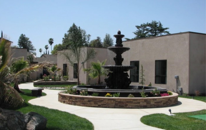 Twin Oaks Convalescent Center