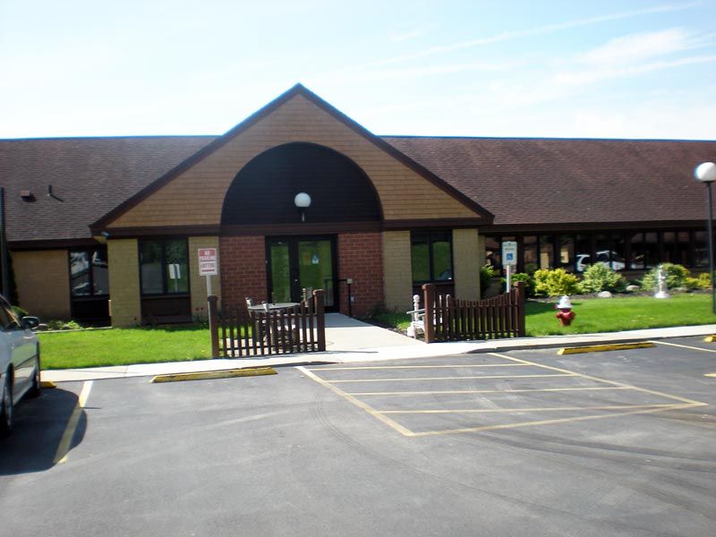 Clinton Crest Manor