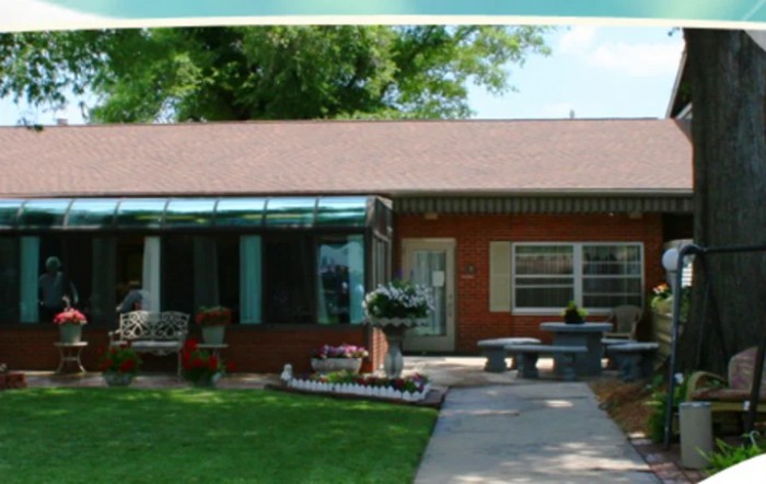 Eastwood Manor