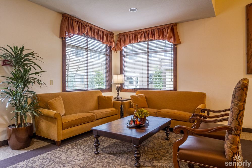 Carlton Senior Living Elk Grove