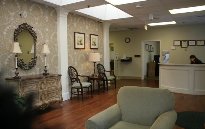 Coliseum Convalescent And Rehabilitation Center