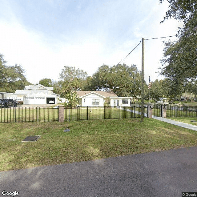 Riverview Manor
