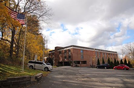 Cobbs Hill Manor