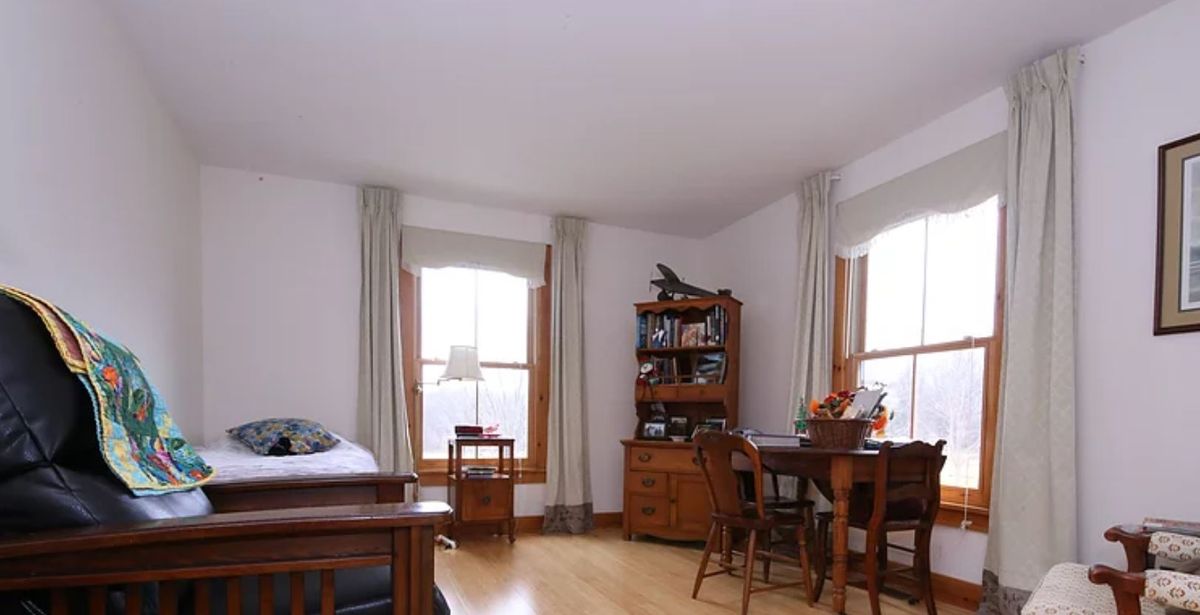 The Brooks House Assisted Living Community