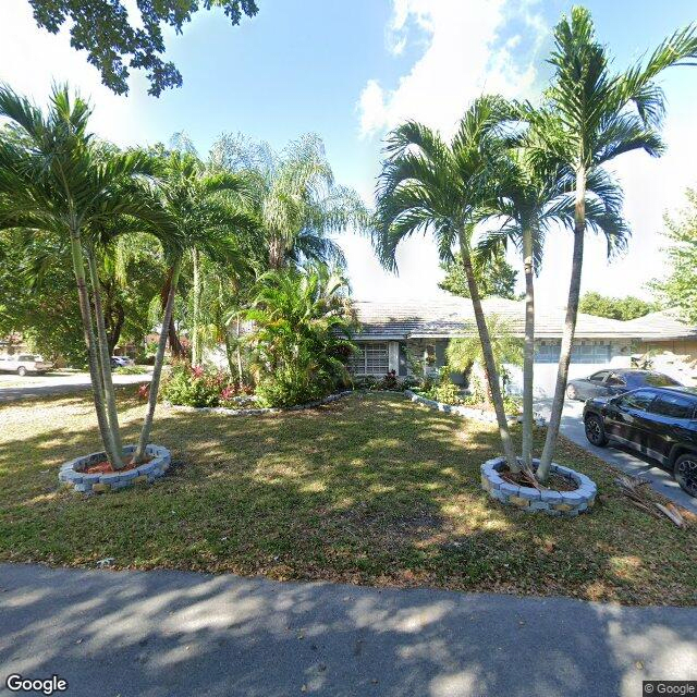 Golden Retreat At Coconut Creek