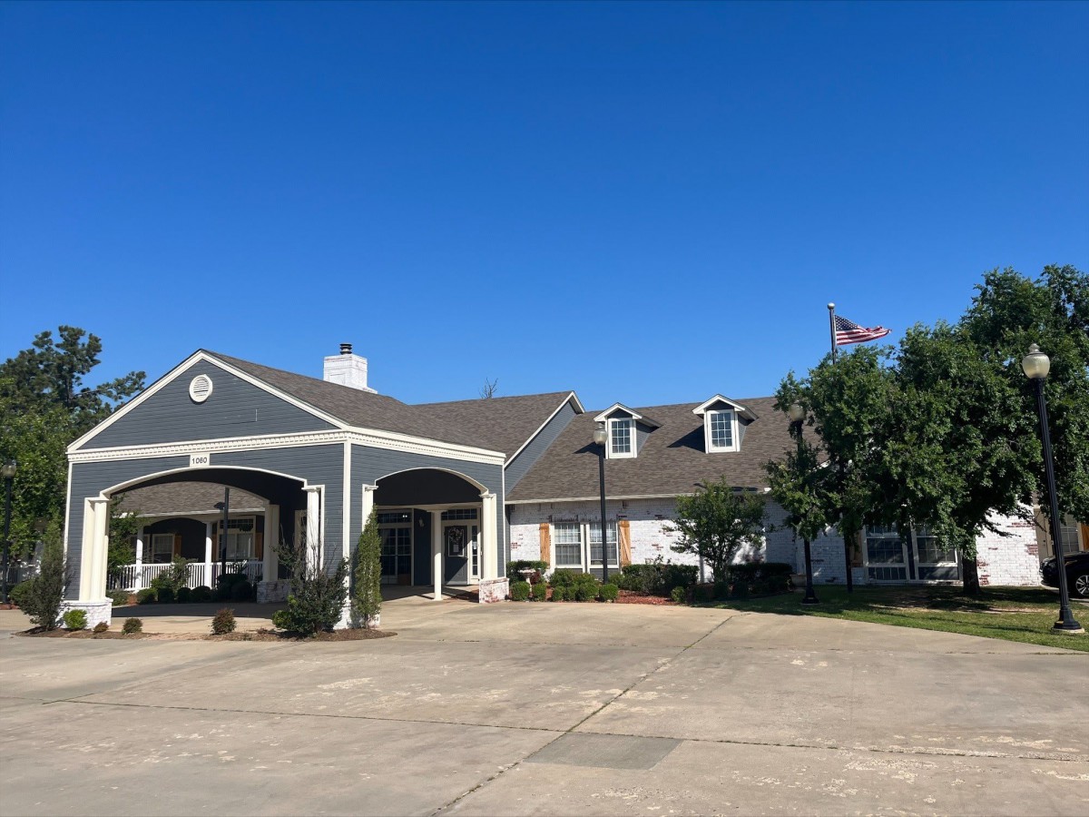 Luxe Life Senior Living