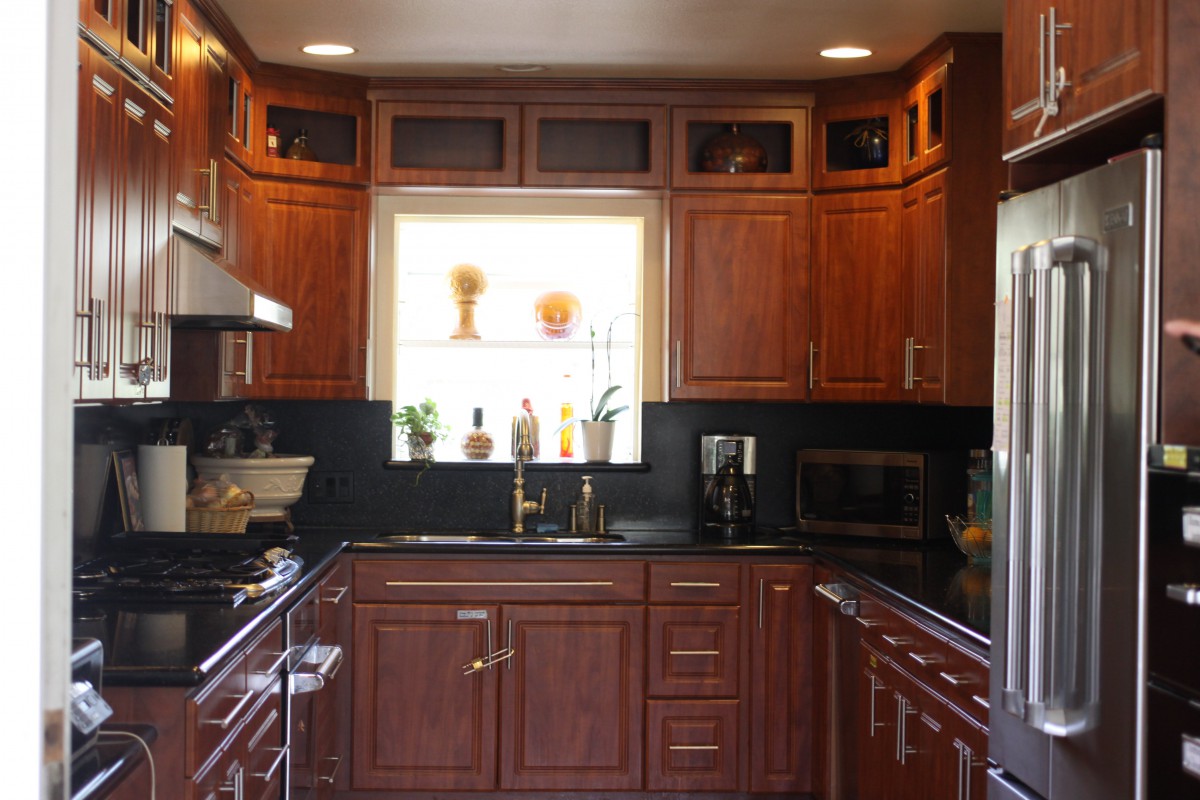 Woodland Hills Manor