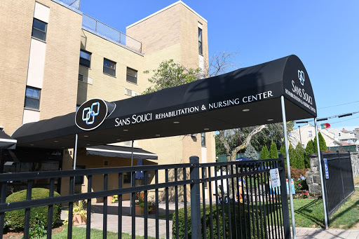 Exterior view of the San Suci Rehabilitation & Nursing Center.