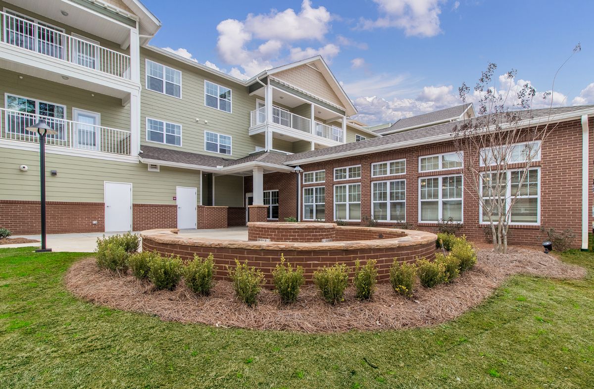 Linwood Estates Gracious Retirement Living