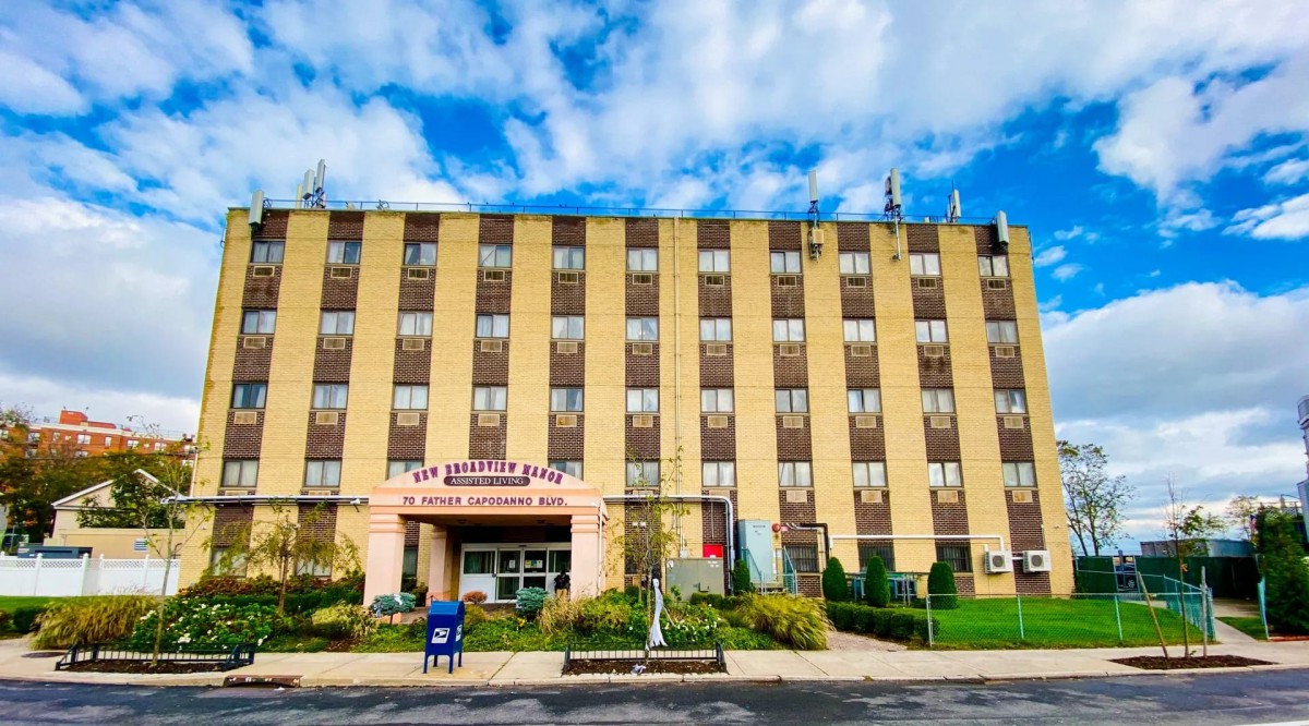 New Broadview Home For Adults
