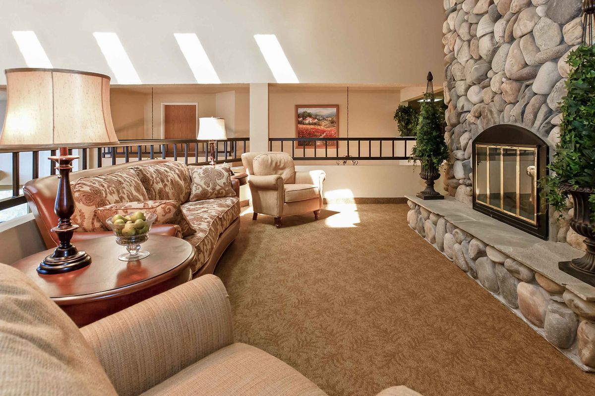 Holiday Sunridge