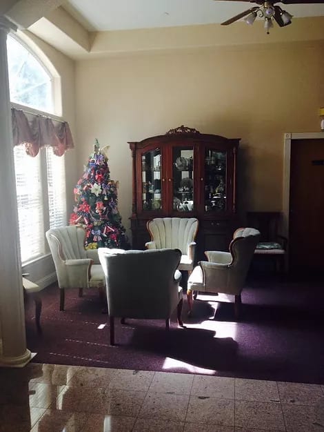 Senior Care Villa Of Loomis