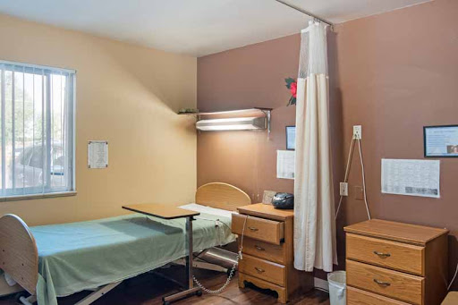 Colonial Columns Nursing Center