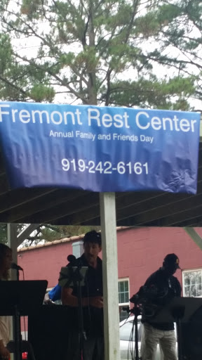 Sign for the Fremont Rest Center's Annual Family and Friends Day.