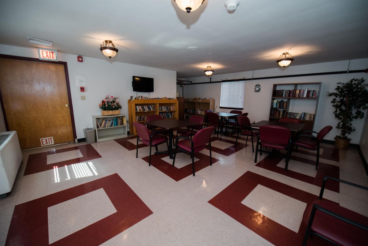 Ransomville Manor