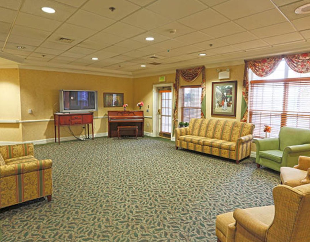 Charter Senior Living Of Woodholme Crossing