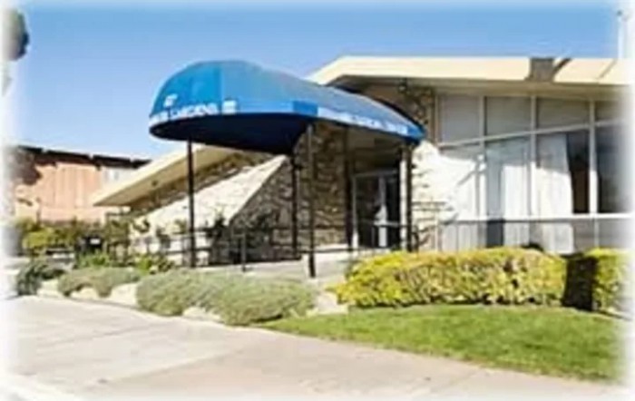 Windsor Gardens Convalescent Center Of Anaheim