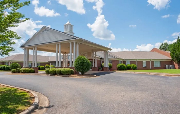 Charlton Place Rehab And Healthcare Center