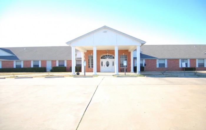 Calera Manor