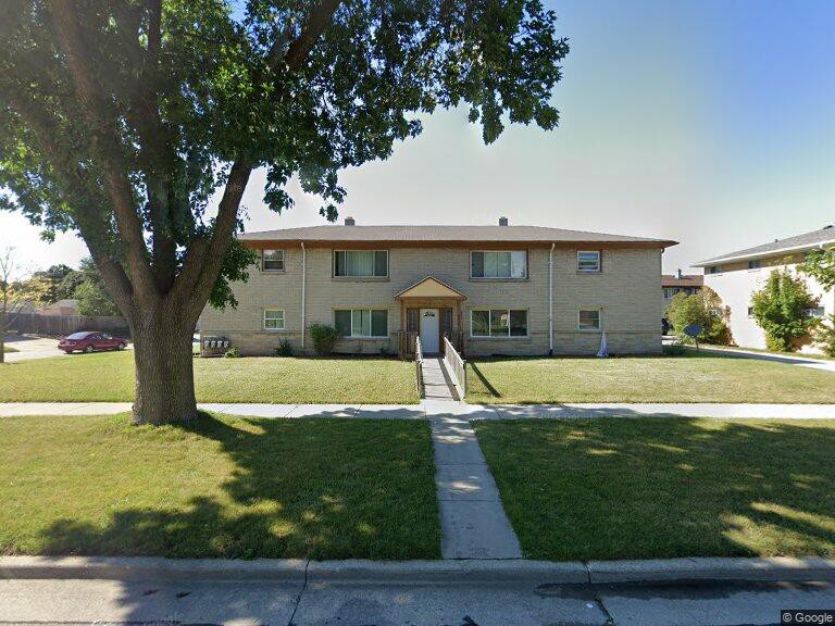 Latonyas House