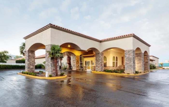 Red Cliffs Health And Rehab