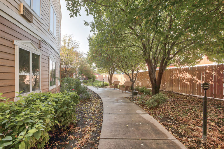 Lakewood Reserve,  A Juniper Senior Living Community