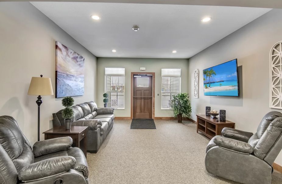 Suite Living Senior Care - Ramsey