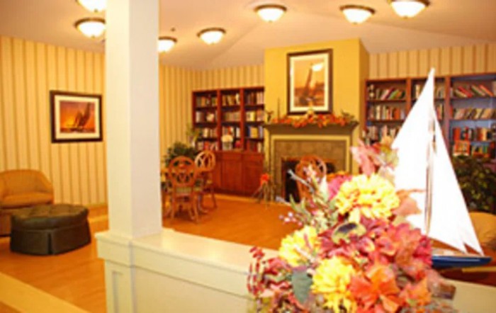 Regency On The Lake - Fort Gratiot