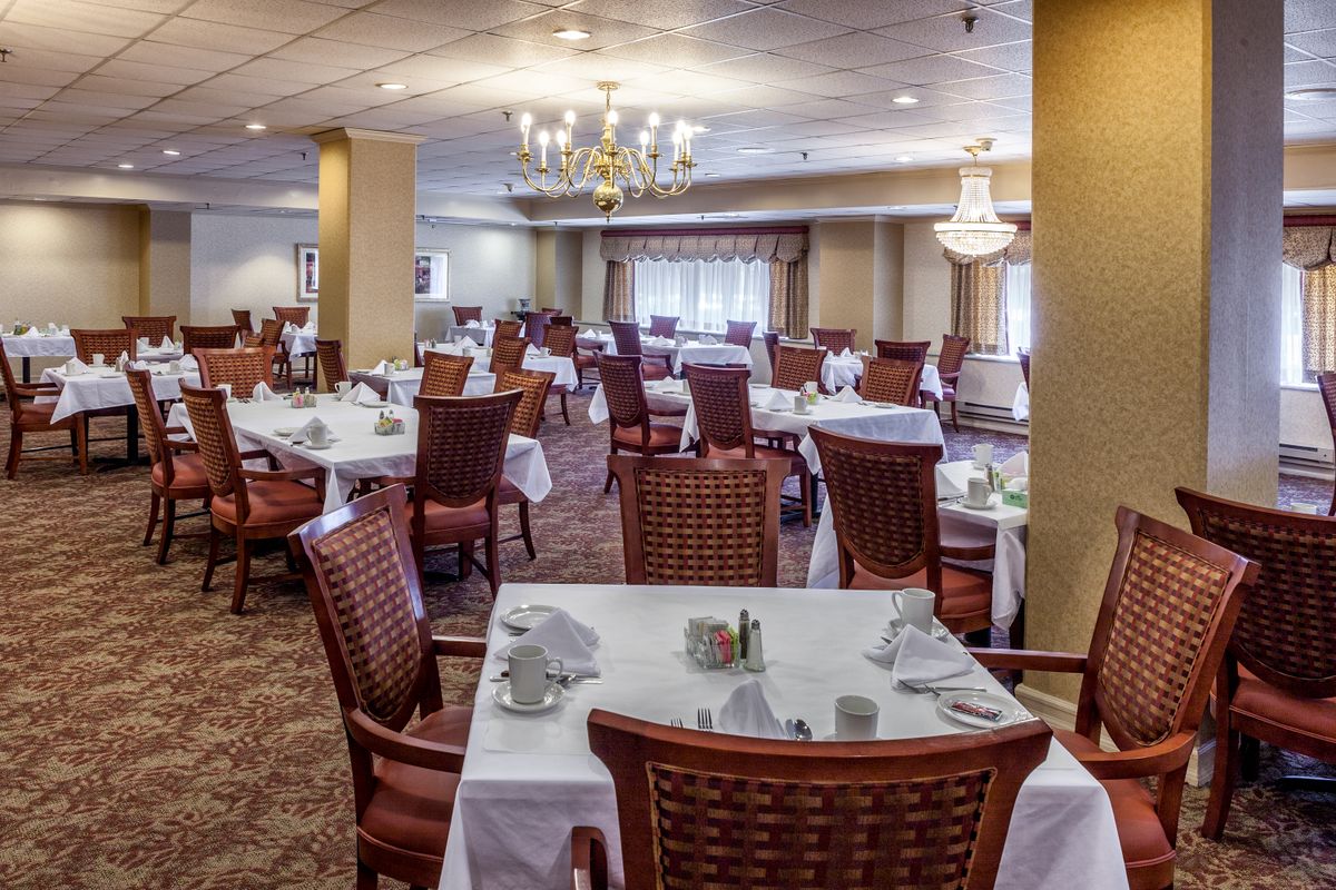 The Regency At Glen Cove