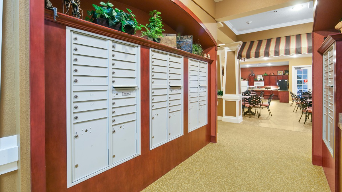 River Oaks Assisted Living & Memory Care