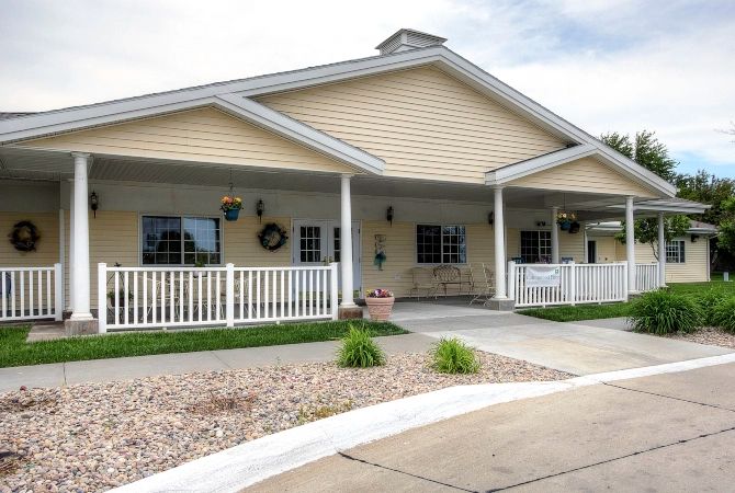 Cottonwood Place
