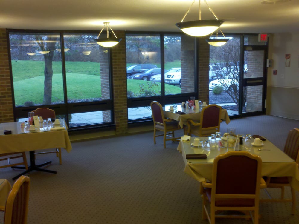Crown Pointe Care Center