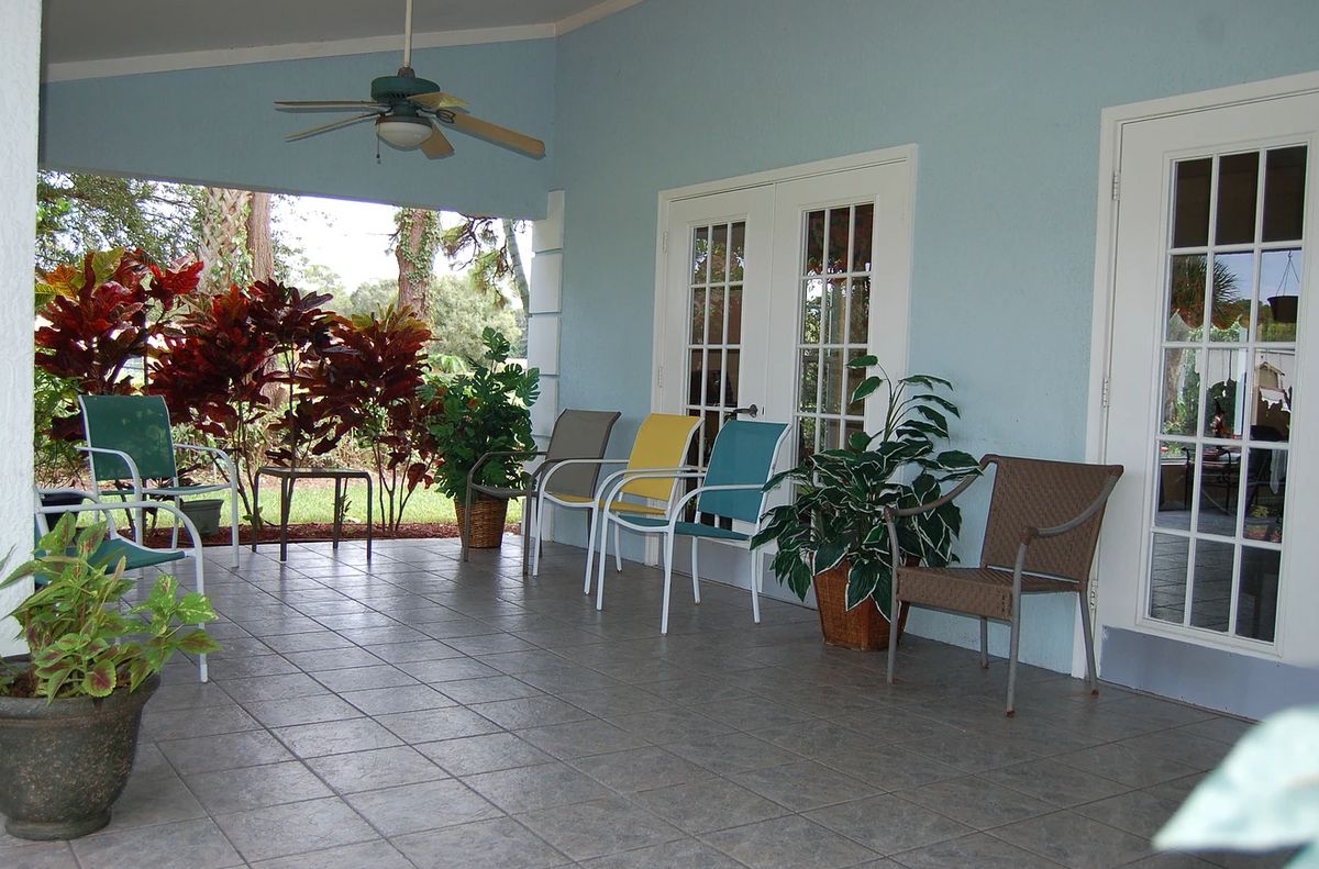 Rosewood Manor Of Vero Beach