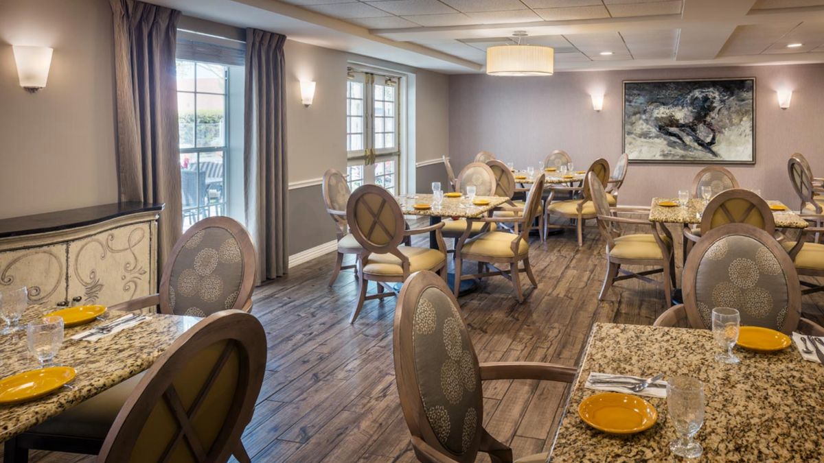 Belmont Village Senior Living West University