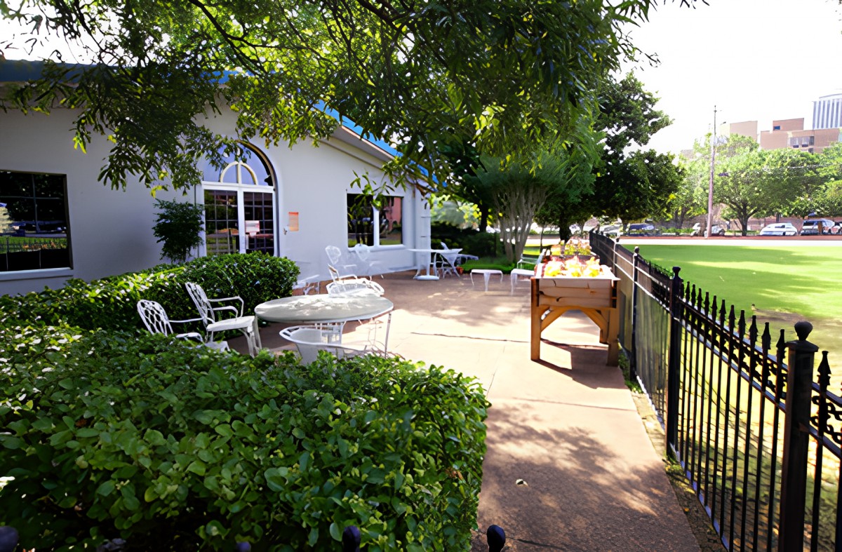 AHC Savannah