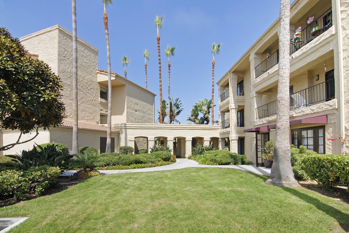 Laguna Estates Senior Living
