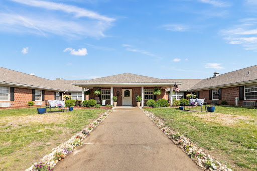 Oakmont Manor