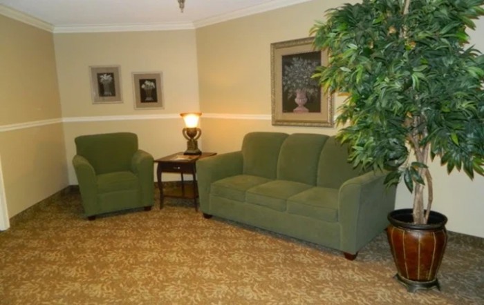 Willow Manor