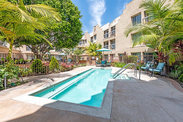 Holiday Park Plaza