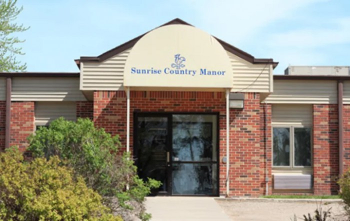 Sunrise Country Manor