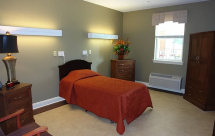 Colonial Heights Health Care Center