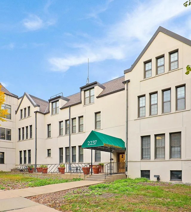 St Anthony Park Home