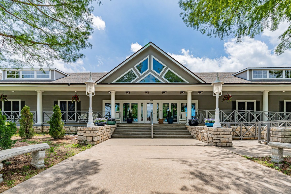 Lake Point Assisted Living & Memory Care - Denison