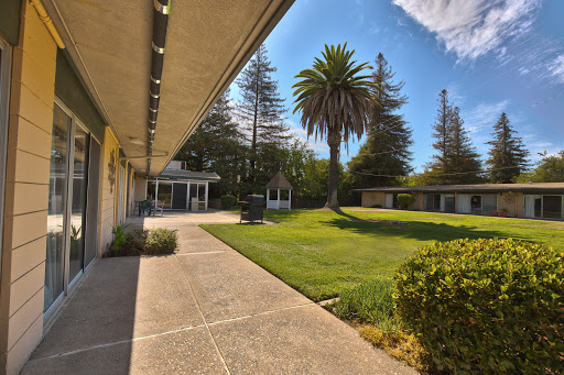 Windsor Elk Grove Care And Rehabilitation Center