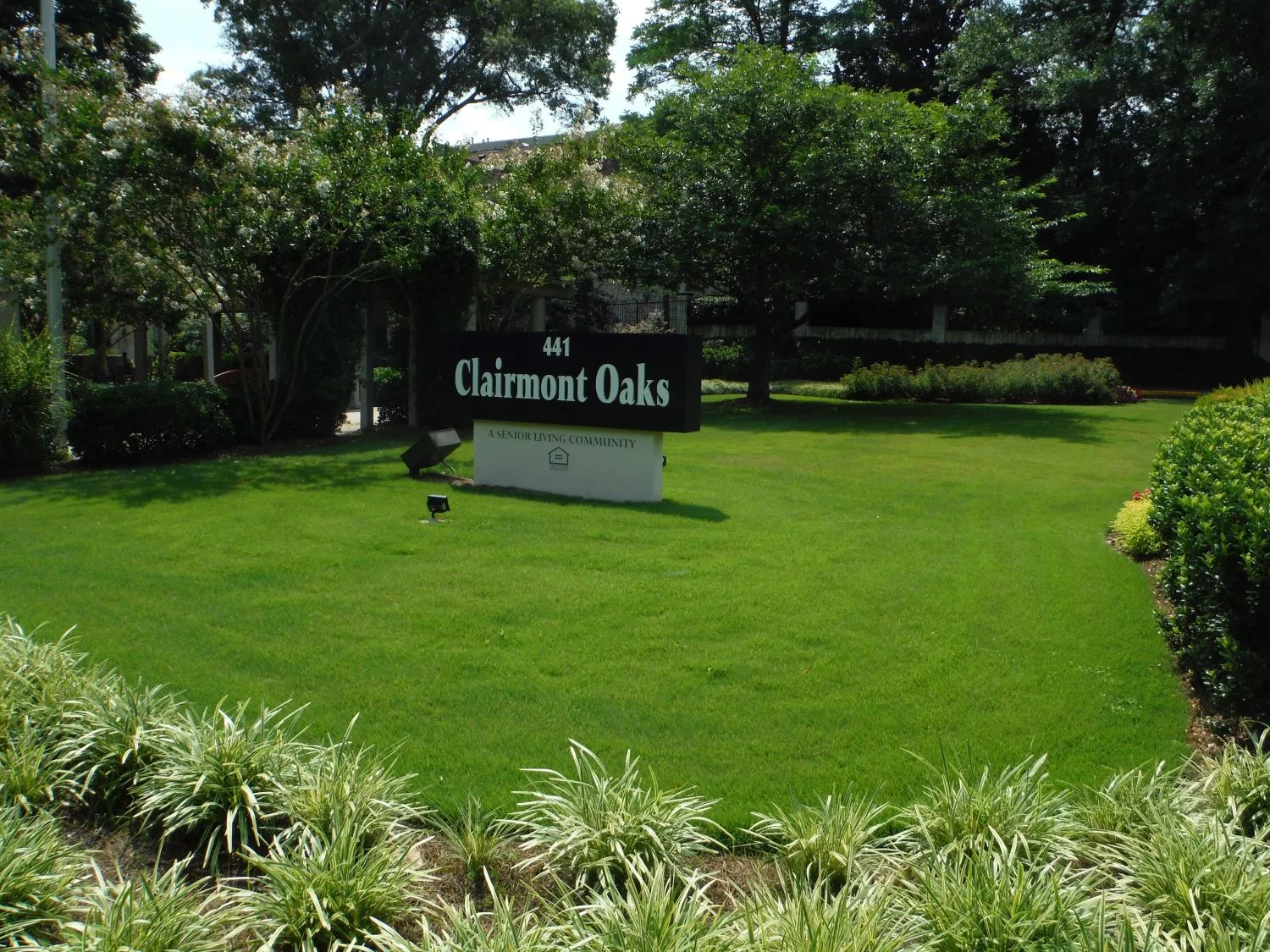 Clairmont Oaks