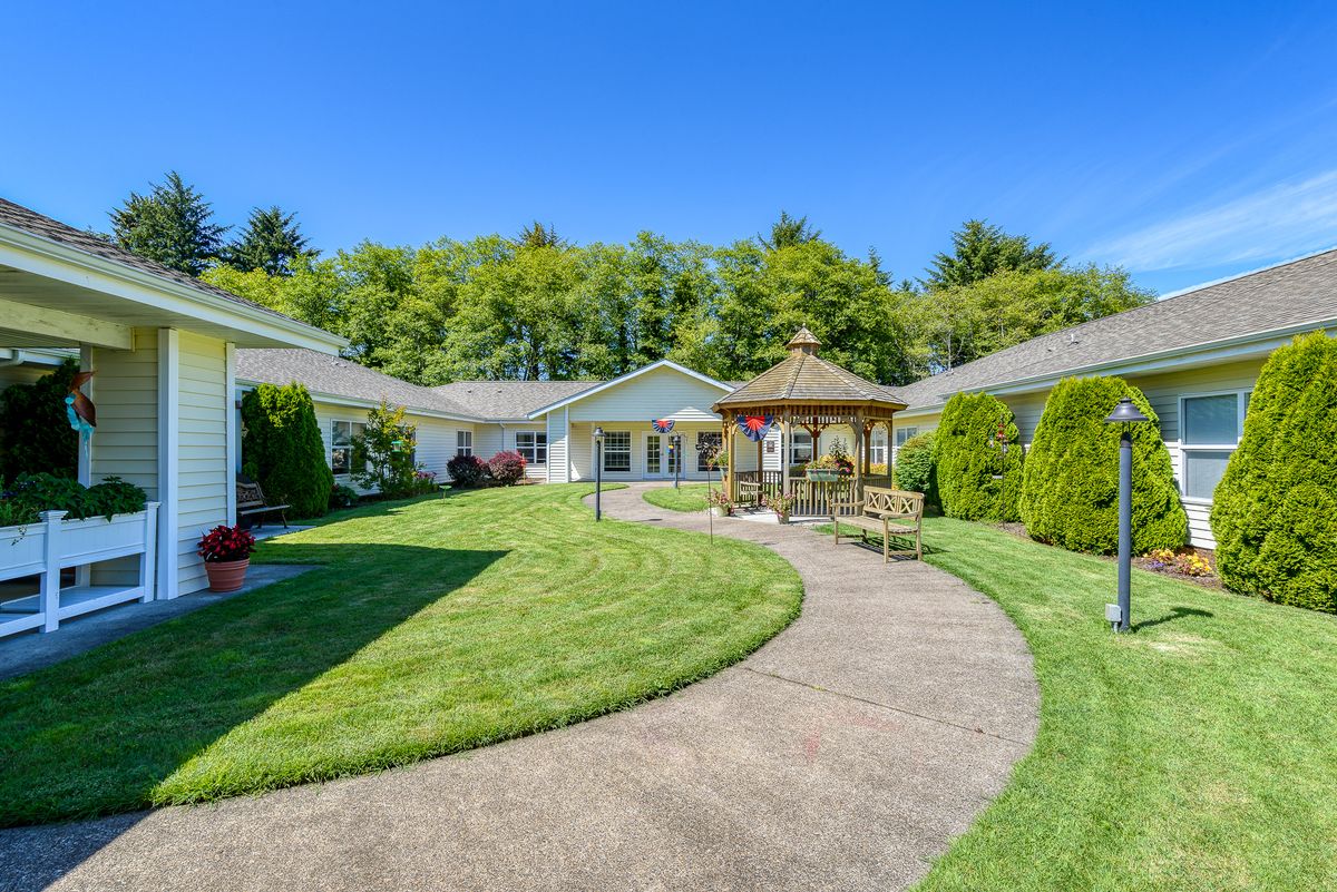 South Beach Manor