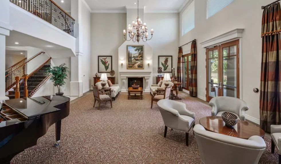 Oakmont of Escondido Hills